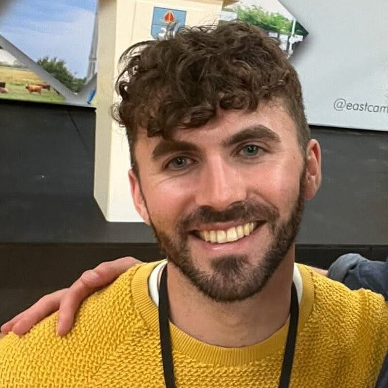 Tom Hawker-Dawson 